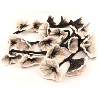 Felt 20 Flower Garland/Belt- White with Black