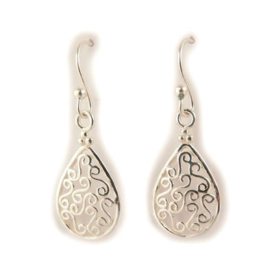 EP87- Plain Sterling Silver Tear Drop Earrings