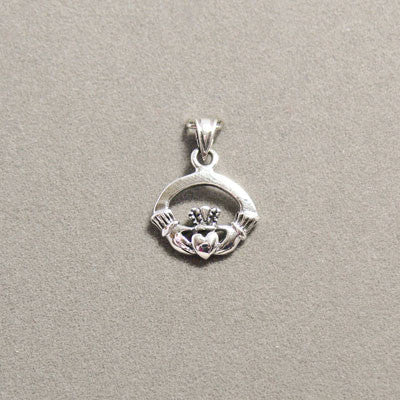 Claddagh Pendant- Small